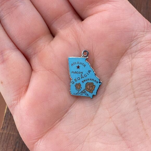 Vintage 925 Sterling Silver Blue Enamel "Georgia" State Map Pendant Charm - Picture 1 of 3